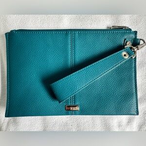 JEWELL BY THIRTY-ONE TEAL “PALACE IF JEWELL PEBBLE “ WRISTLET